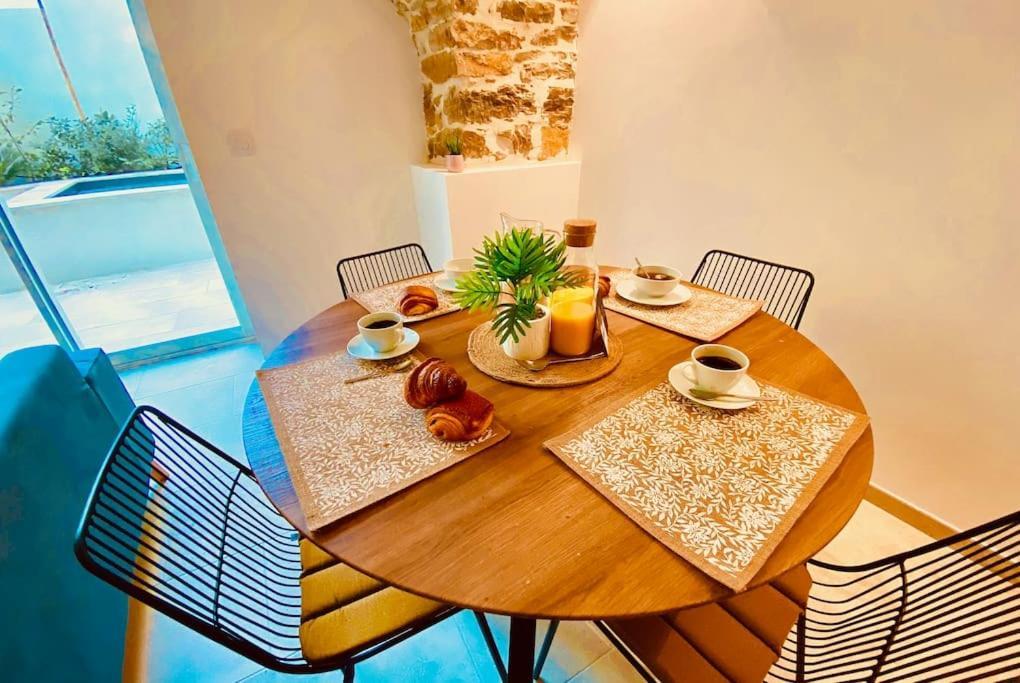 הוילה נים Terra Nostra - Townhouse - Swimming Pool מראה חיצוני תמונה